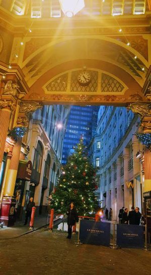 student-life-261217-cr-lee-london-00005-300x545